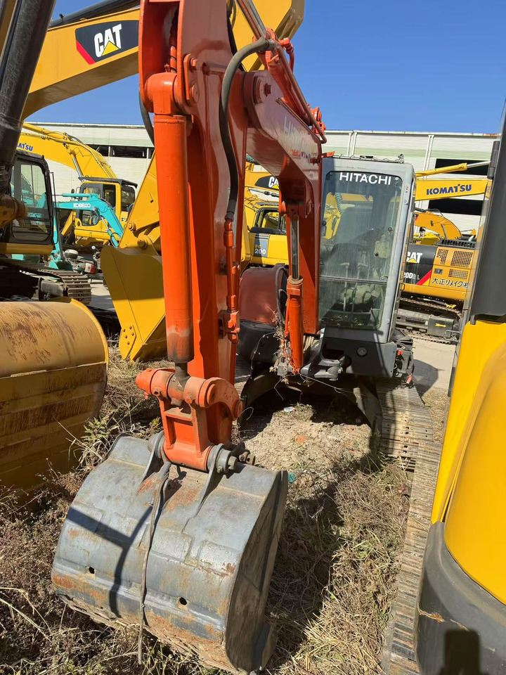 HITACHI ZX40U - Máy xúc mini: hình 3 HITACHI ZX40U - Máy xúc mini: hình 3