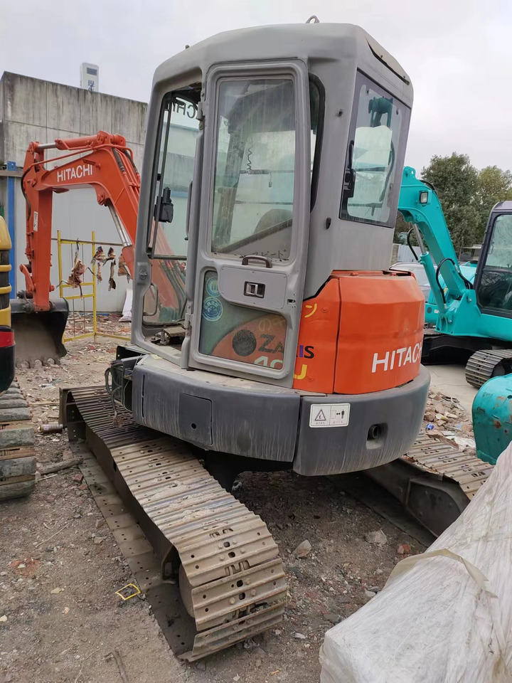 HITACHI ZX40U - Máy xúc mini: hình 1 HITACHI ZX40U - Máy xúc mini: hình 1