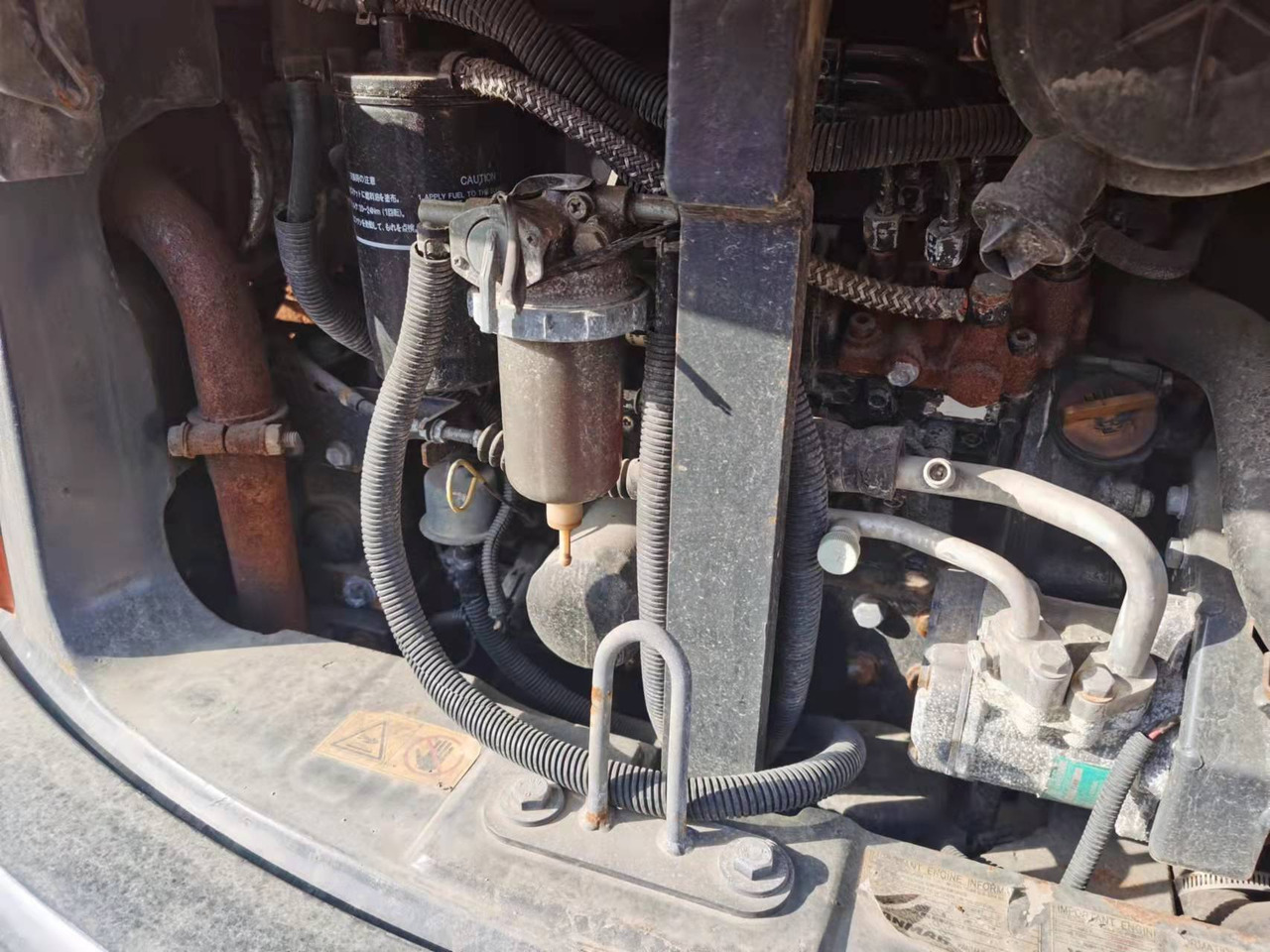 HITACHI ZX55 - Máy xúc mini: hình 5 HITACHI ZX55 - Máy xúc mini: hình 5