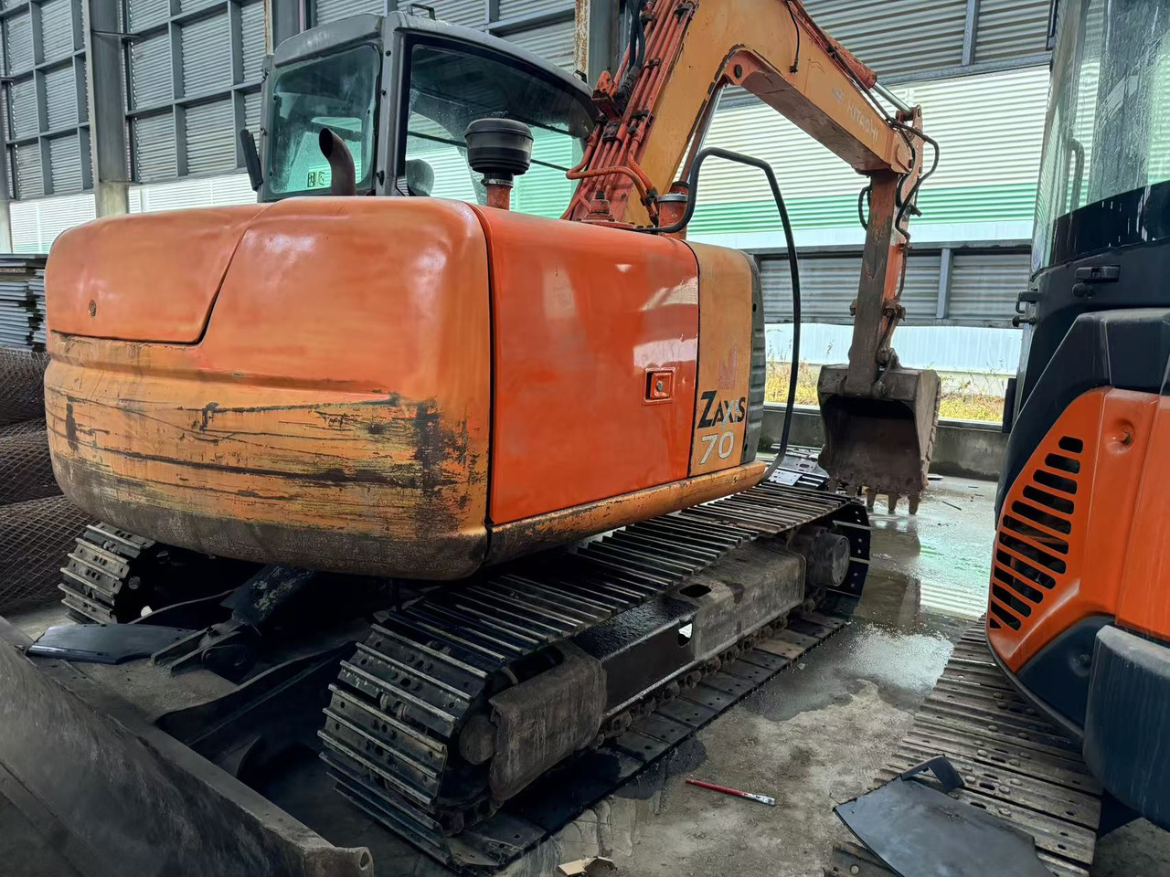 HITACHI ZX70 JAPAN SURPLUS - Máy xúc mini: hình 1 HITACHI ZX70 JAPAN SURPLUS - Máy xúc mini: hình 1
