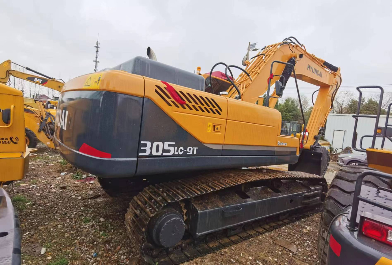 HYUNDAI 305LC-9T 220LC-9S - Máy xúc bánh xích: hình 3 HYUNDAI 305LC-9T 220LC-9S - Máy xúc bánh xích: hình 3