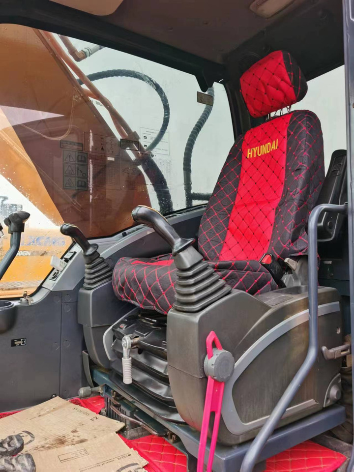 HYUNDAI 305LC-9T - Máy xúc bánh xích: hình 4 HYUNDAI 305LC-9T - Máy xúc bánh xích: hình 4