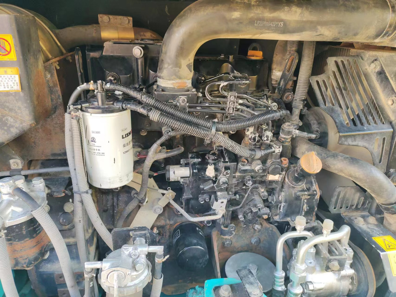 KOBELCO SK60-8 - Máy xúc mini: hình 4 KOBELCO SK60-8 - Máy xúc mini: hình 4