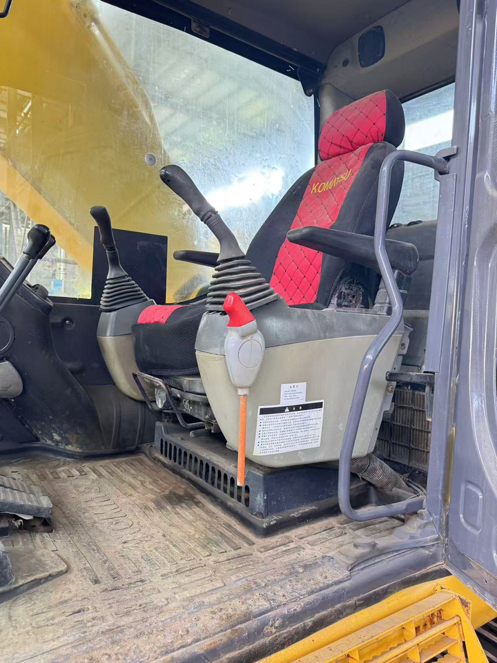 Máy xúc bánh xích KOMATSU PC200-8: hình 6
