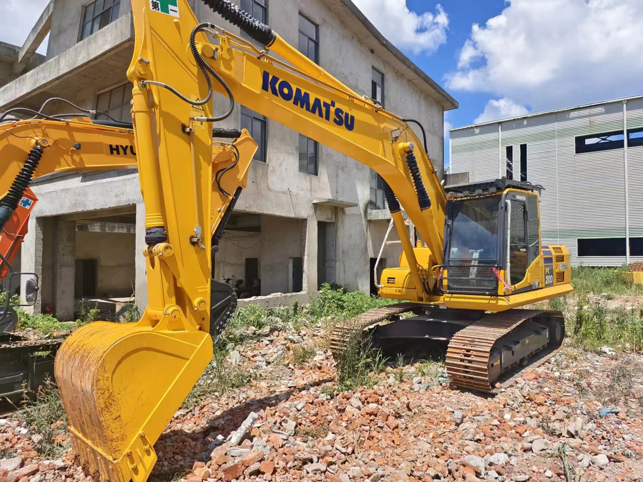 KOMATSU PC200-8N1 surplus Japan PC55 PC60-7 PC200-7 PC200-8 - Máy xúc bánh xích: hình 2 KOMATSU PC200-8N1 surplus Japan PC55 PC60-7 PC200-7 PC200-8 - Máy xúc bánh xích: hình 2