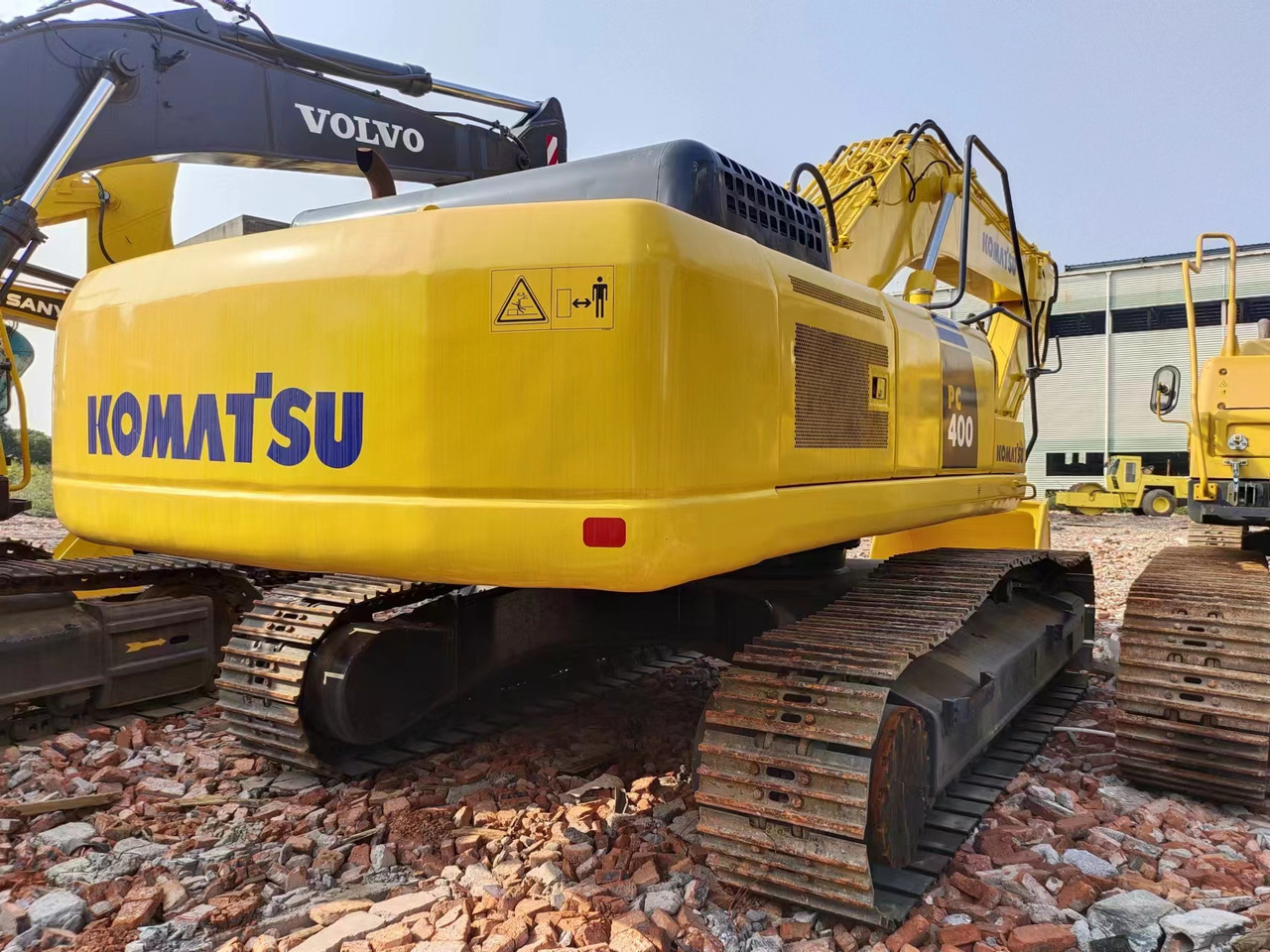 KOMATSU PC400-7 - Máy xúc bánh xích: hình 3 KOMATSU PC400-7 - Máy xúc bánh xích: hình 3