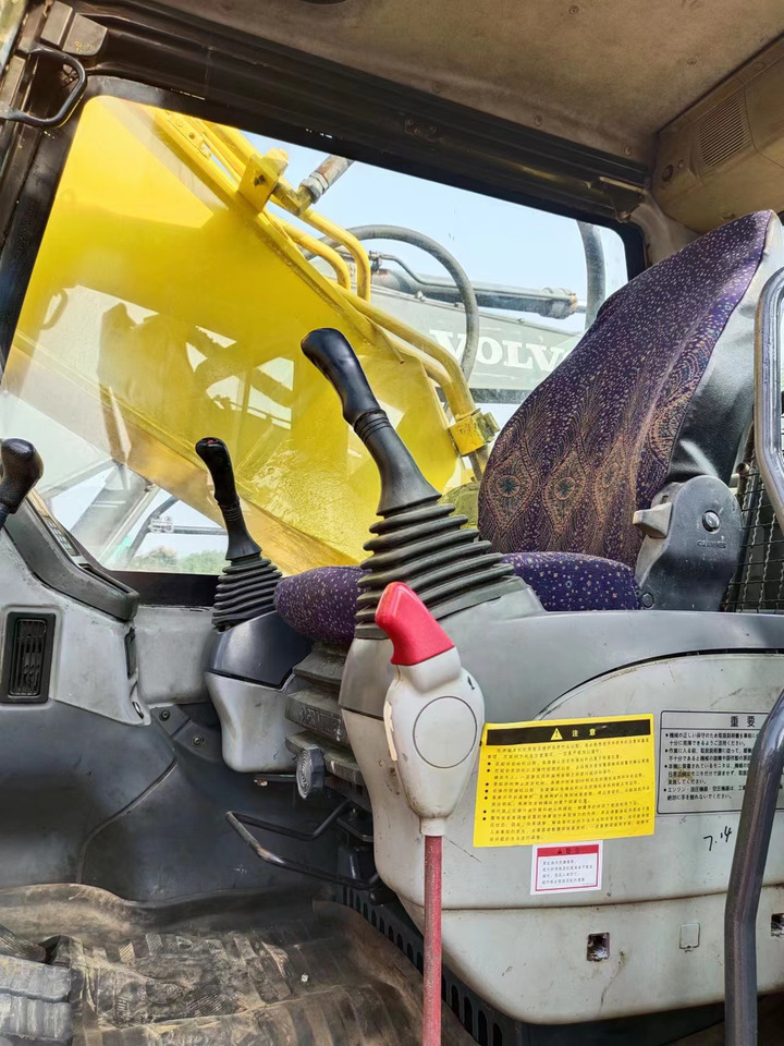 KOMATSU PC400-7 - Máy xúc bánh xích: hình 4 KOMATSU PC400-7 - Máy xúc bánh xích: hình 4