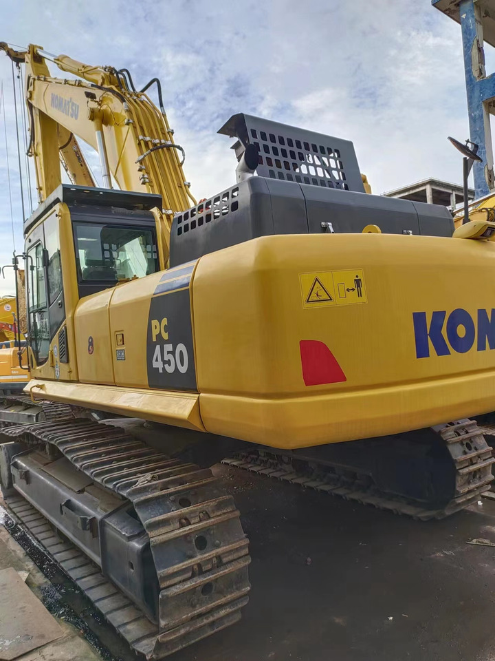 KOMATSU PC450-8 - Máy xúc bánh xích: hình 4 KOMATSU PC450-8 - Máy xúc bánh xích: hình 4