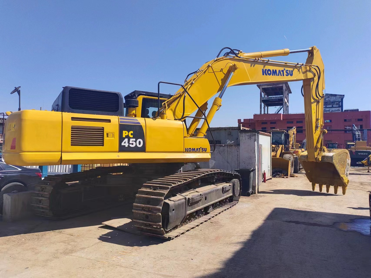 KOMATSU PC450-8 - Máy xúc bánh xích: hình 1 KOMATSU PC450-8 - Máy xúc bánh xích: hình 1