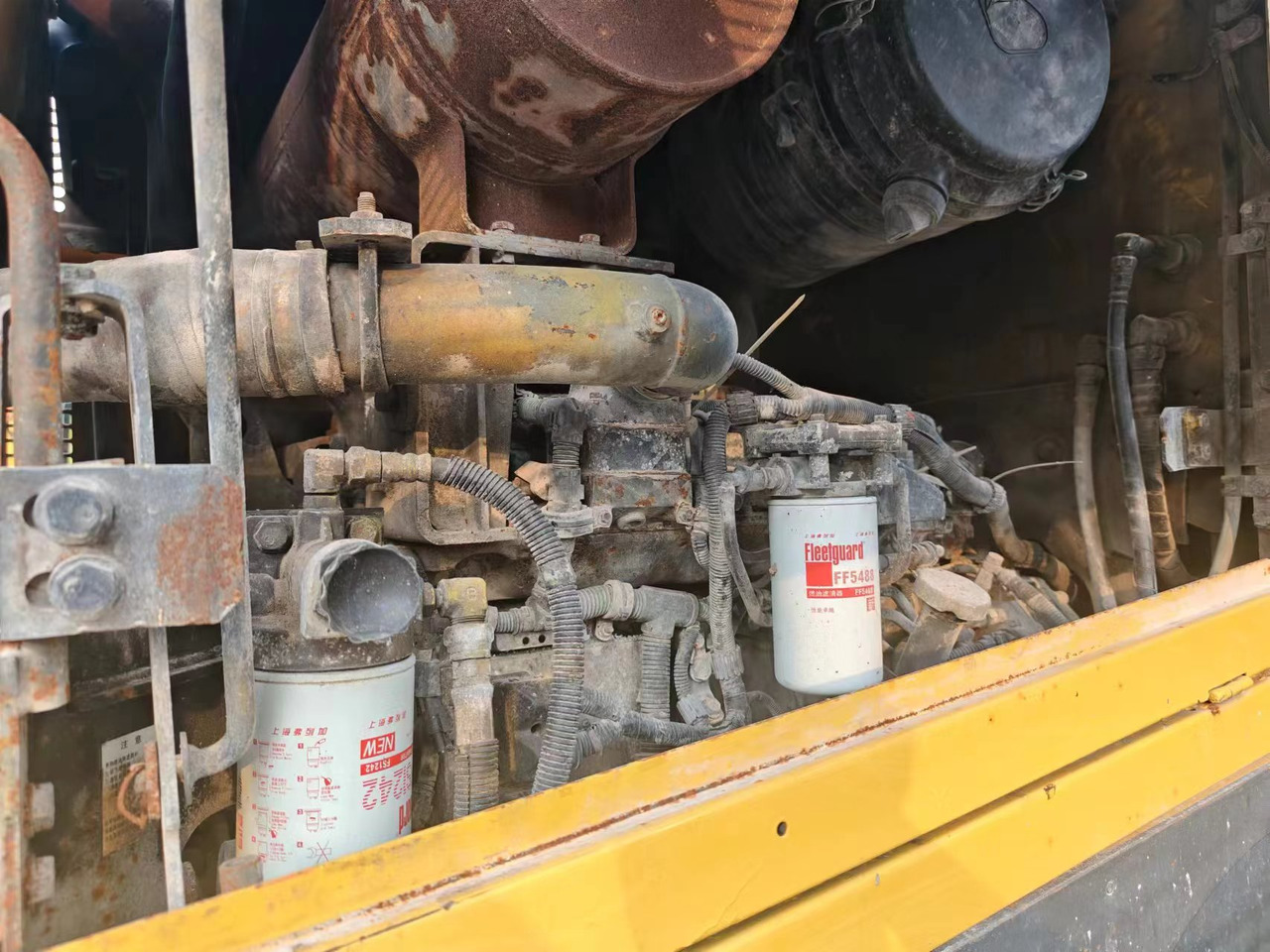 KOMATSU WA380-6 - Máy xúc lật bánh lốp: hình 5 KOMATSU WA380-6 - Máy xúc lật bánh lốp: hình 5