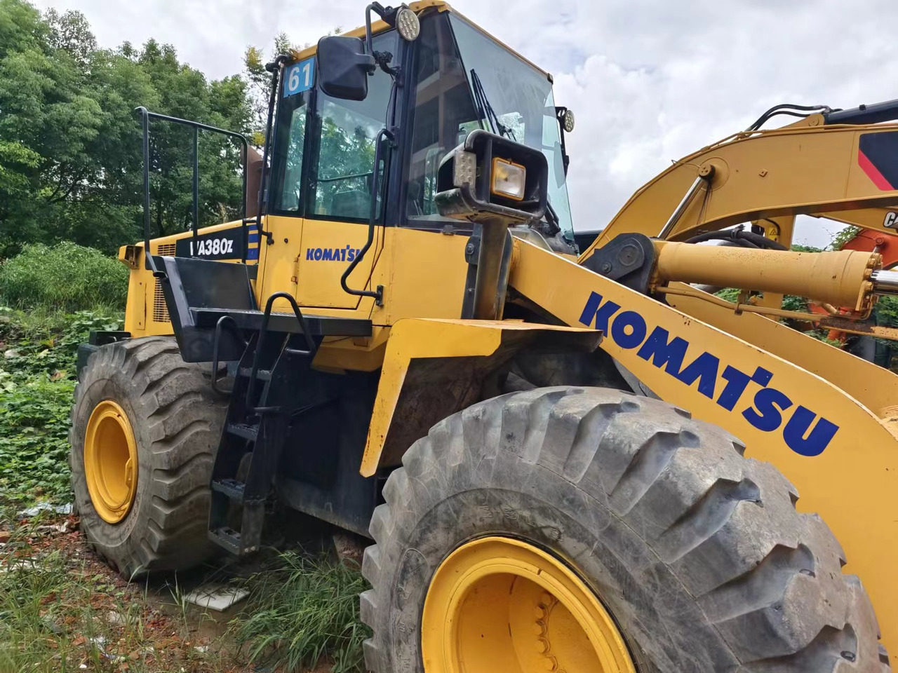 KOMATSU WA380-6 - Máy xúc lật bánh lốp: hình 5 KOMATSU WA380-6 - Máy xúc lật bánh lốp: hình 5