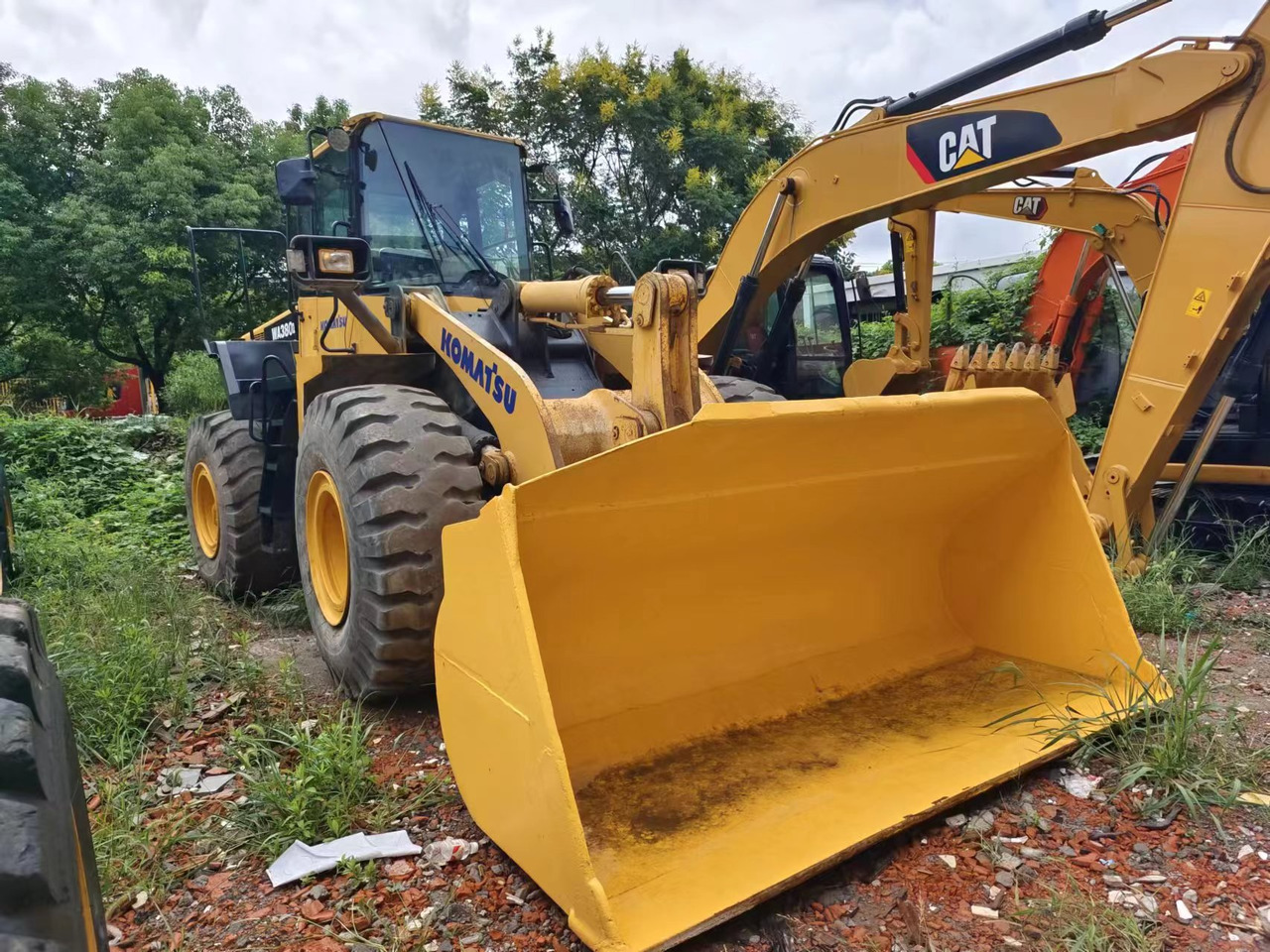 KOMATSU WA380-6 - Máy xúc lật bánh lốp: hình 3 KOMATSU WA380-6 - Máy xúc lật bánh lốp: hình 3