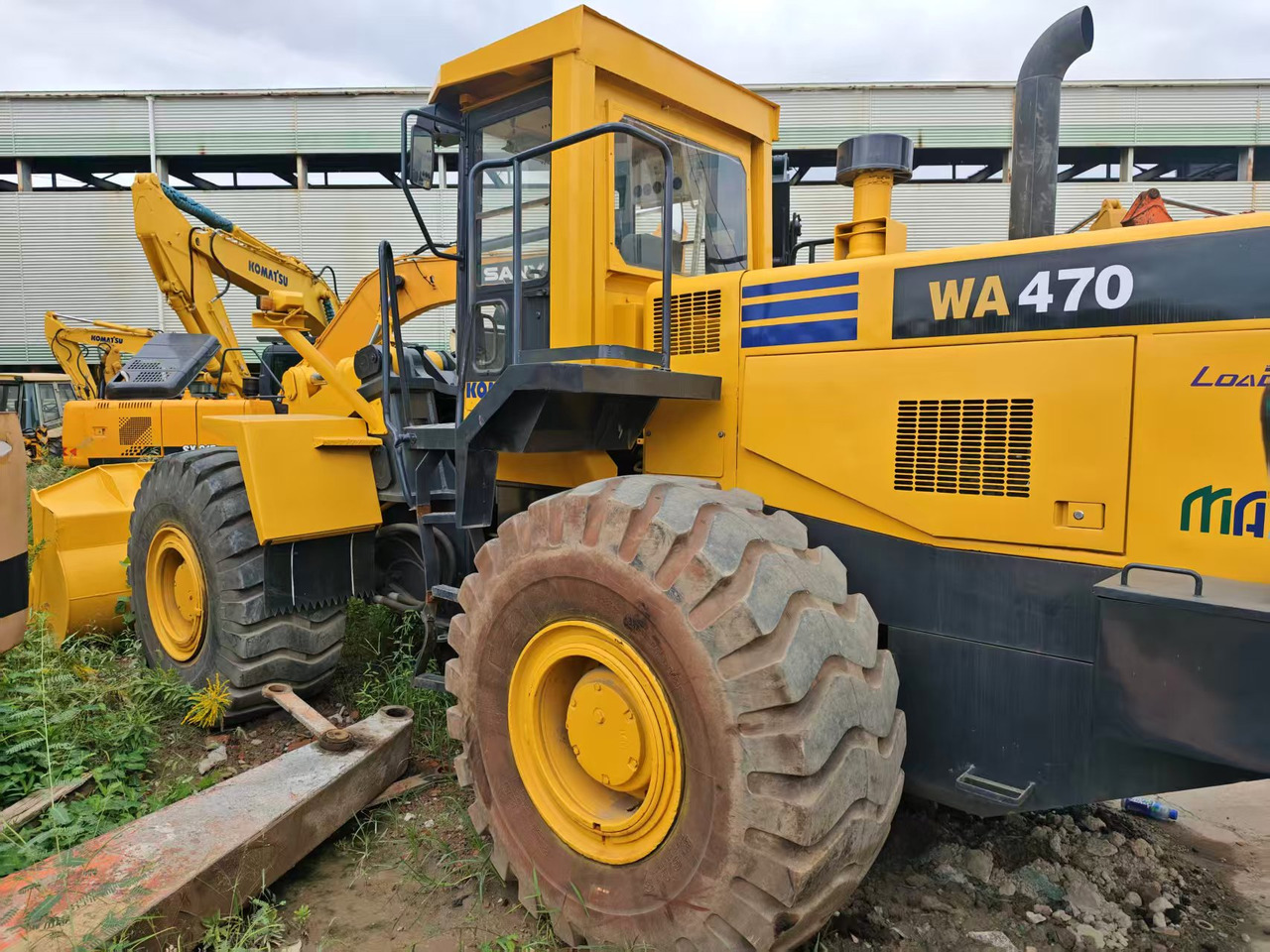 KOMATSU WA470 - Máy xúc lật bánh lốp: hình 1 KOMATSU WA470 - Máy xúc lật bánh lốp: hình 1