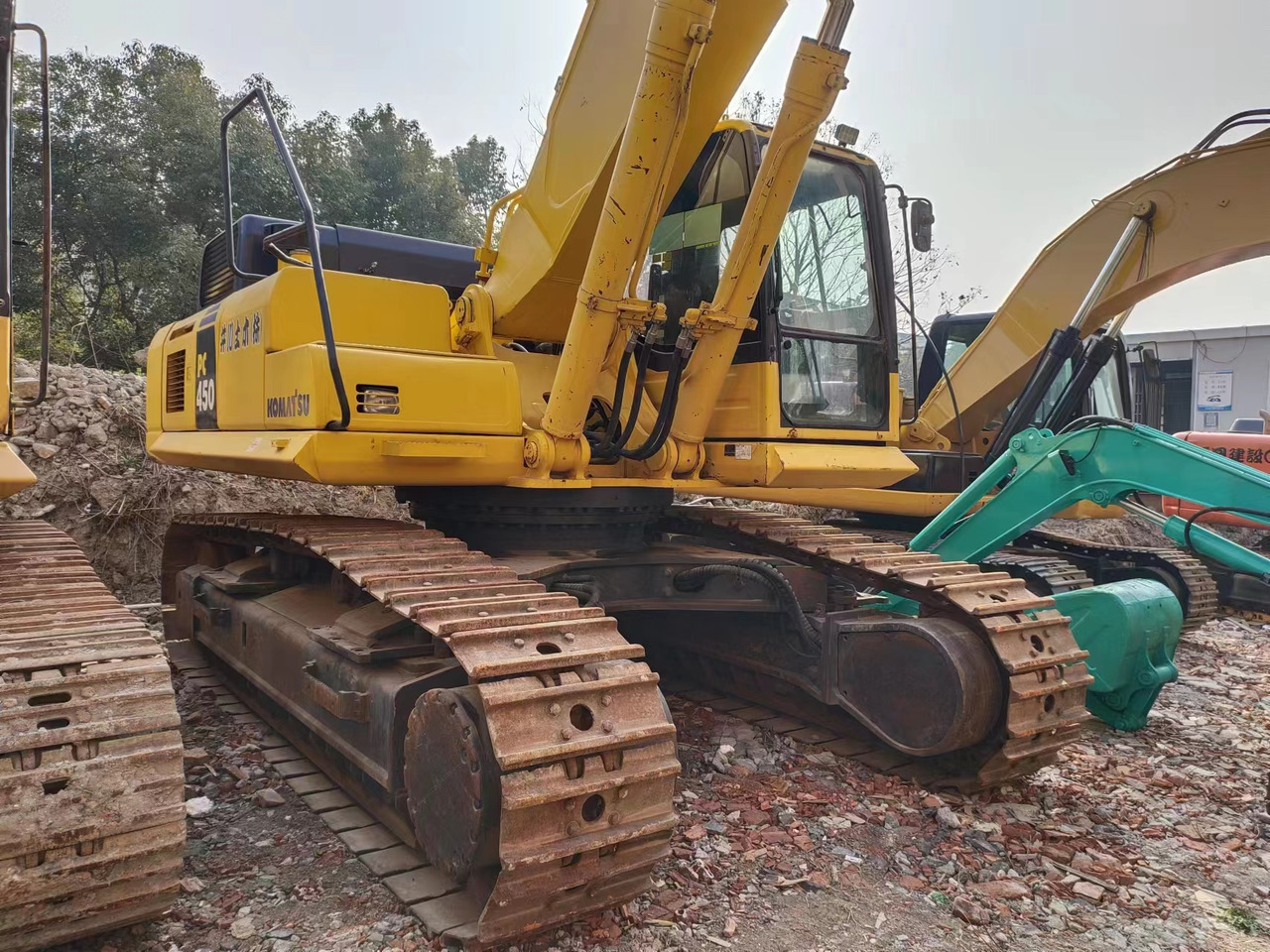 KOMATSU pc450-8 - Máy xúc bánh xích: hình 1 KOMATSU pc450-8 - Máy xúc bánh xích: hình 1