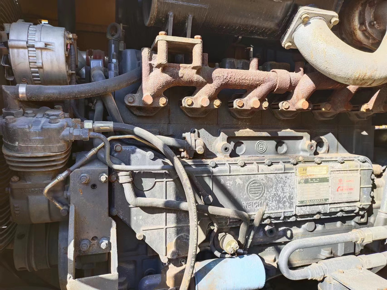 LIUGONG ZL50CN - Máy xúc lật bánh lốp: hình 3 LIUGONG ZL50CN - Máy xúc lật bánh lốp: hình 3