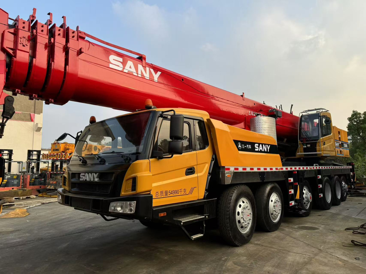 SANY STC1000T5 - Cẩu bánh lốp: hình 1 SANY STC1000T5 - Cẩu bánh lốp: hình 1