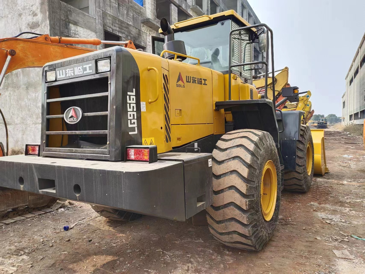 SDLG LG956L with CAT engine - Máy xúc lật bánh lốp: hình 3 SDLG LG956L with CAT engine - Máy xúc lật bánh lốp: hình 3