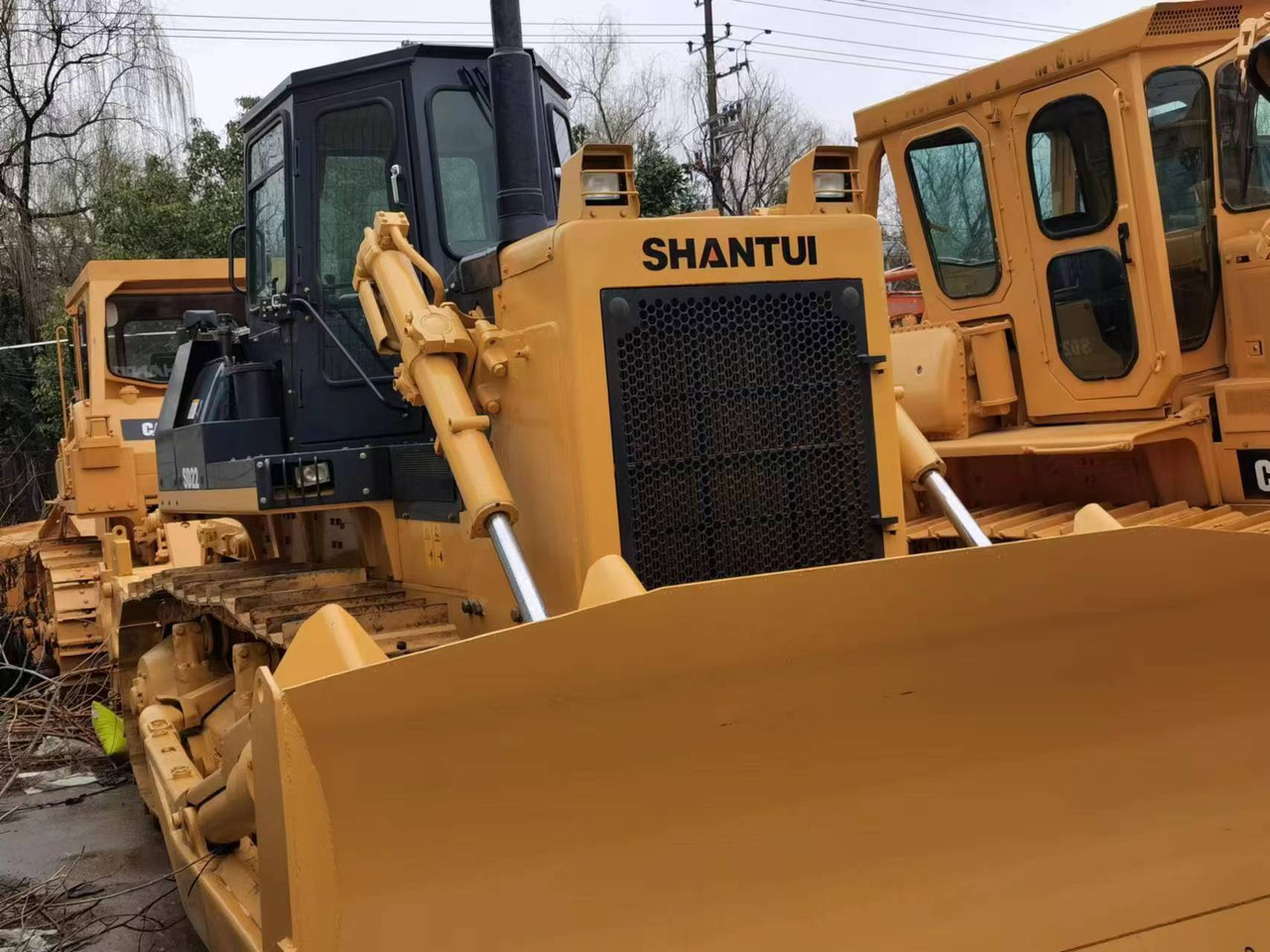 SHANTUI SD22 - Máy ủi: hình 3 SHANTUI SD22 - Máy ủi: hình 3