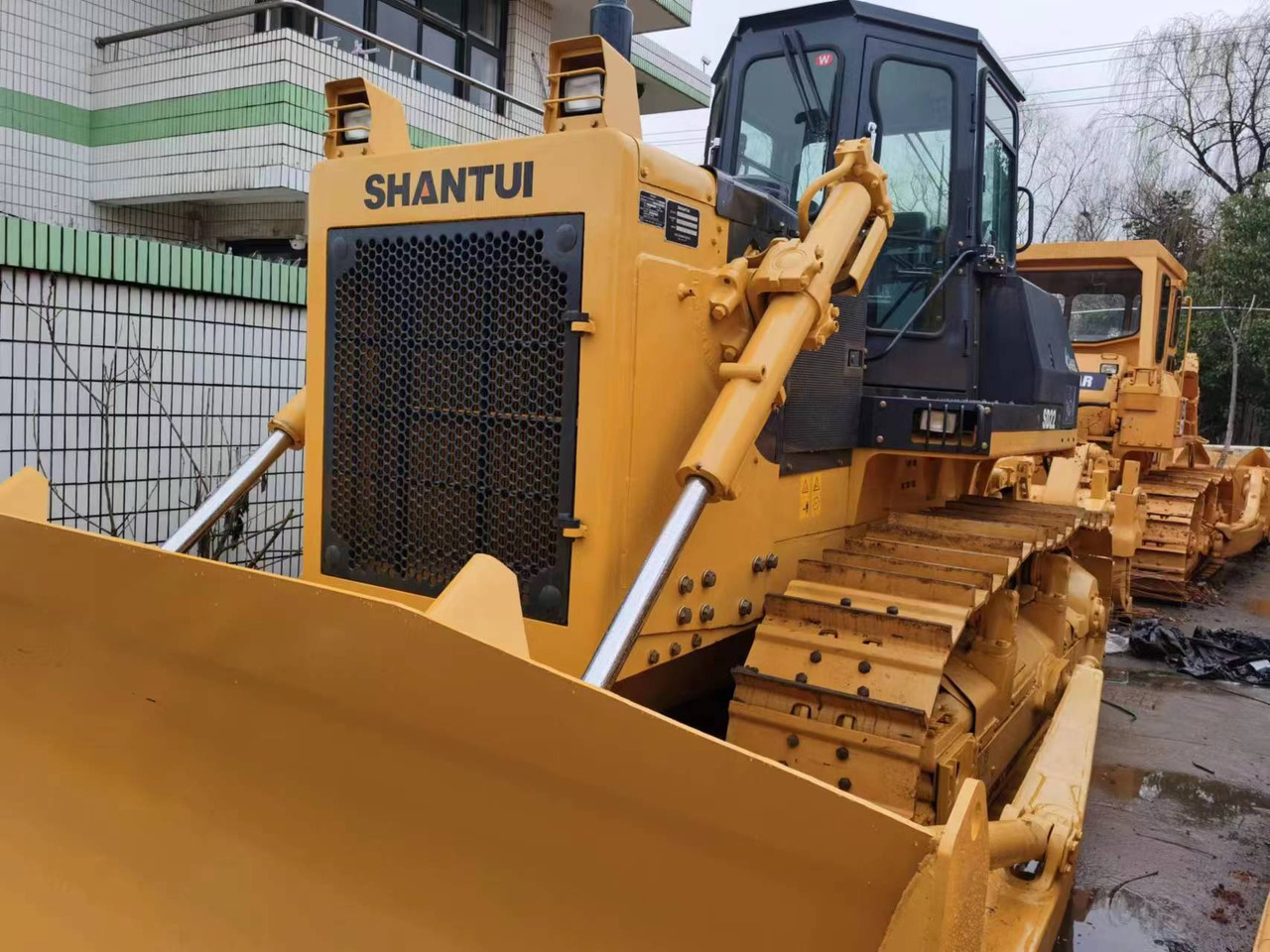 SHANTUI SD22 - Máy ủi: hình 4 SHANTUI SD22 - Máy ủi: hình 4