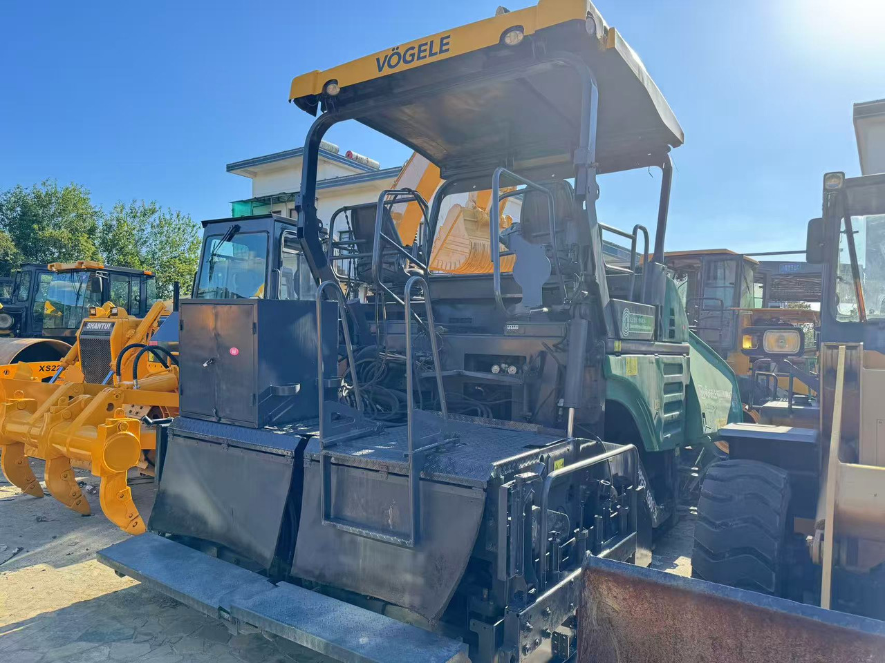 Máy lát nhựa đường VOGELE 1800-3L: hình 6 Máy lát nhựa đường VOGELE 1800-3L: hình 6