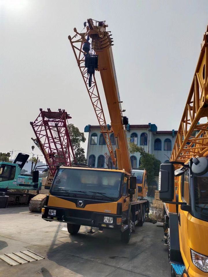 XCMG QY25K - Cẩu bánh lốp: hình 3 XCMG QY25K - Cẩu bánh lốp: hình 3