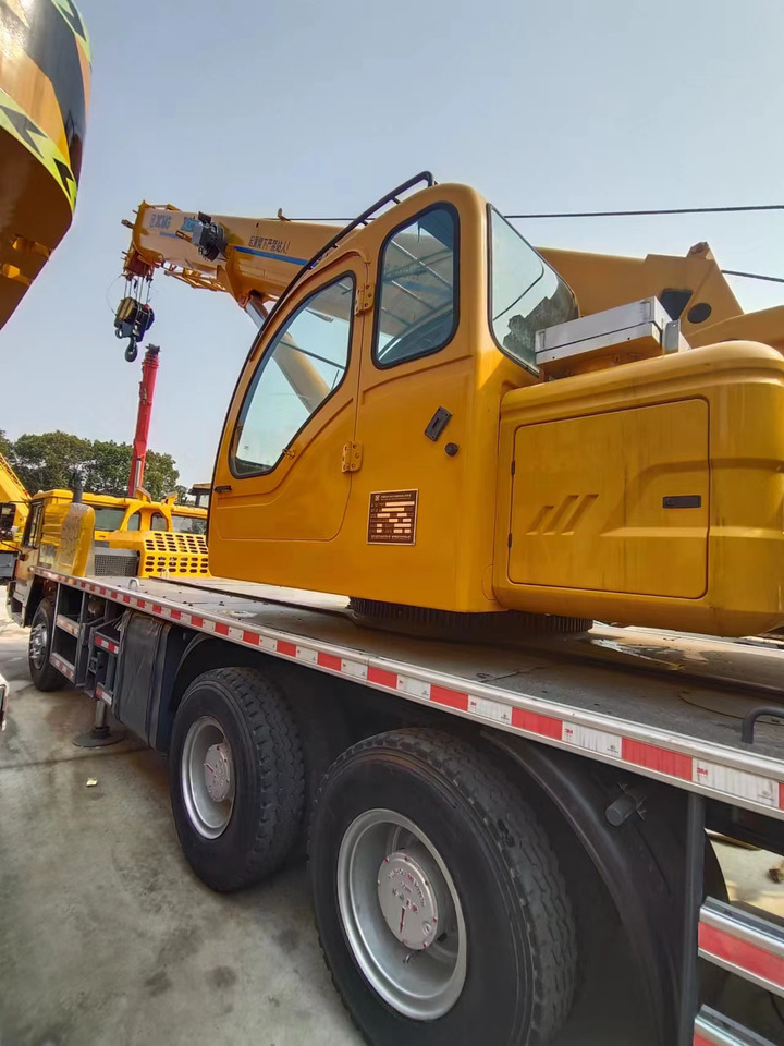 XCMG QY25K - Cẩu bánh lốp: hình 4 XCMG QY25K - Cẩu bánh lốp: hình 4