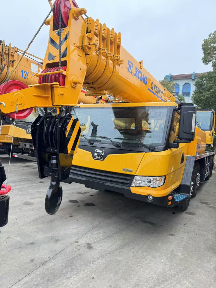 XCMG QY50KC QY50 CHINA TRUCK CRANE 50TONS - Cẩu bánh lốp: hình 1 XCMG QY50KC QY50 CHINA TRUCK CRANE 50TONS - Cẩu bánh lốp: hình 1