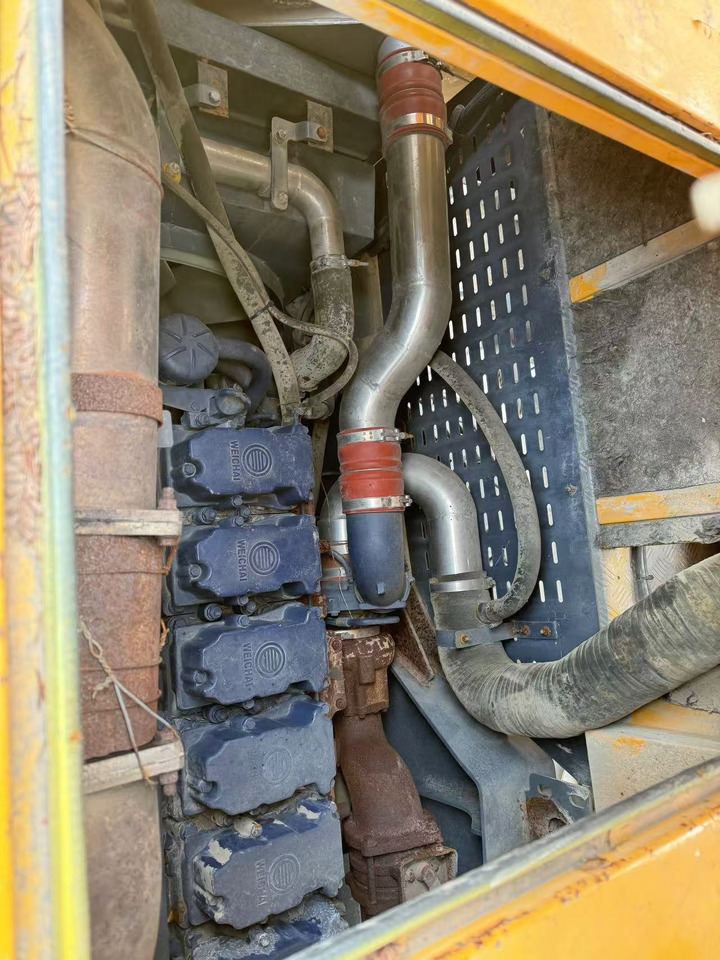 XCMG XCT80 - Cẩu bánh lốp: hình 5 XCMG XCT80 - Cẩu bánh lốp: hình 5