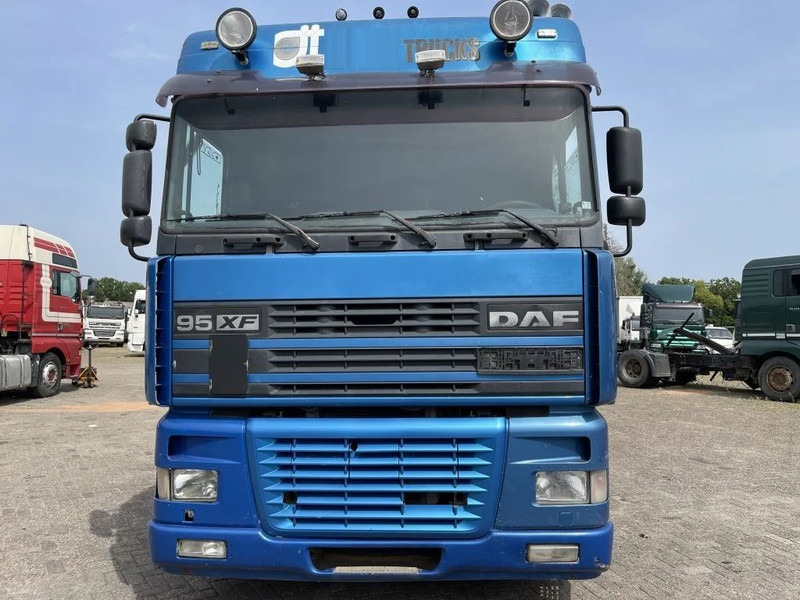 DAF XF 95.530 Tractor unit - Xe đầu kéo: hình 3 DAF XF 95.530 Tractor unit - Xe đầu kéo: hình 3