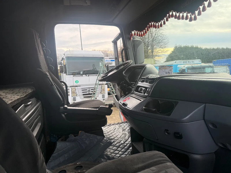 Xe đầu kéo Mercedes-Benz Actros 1841 Tractor unit: hình 18 Xe đầu kéo Mercedes-Benz Actros 1841 Tractor unit: hình 18