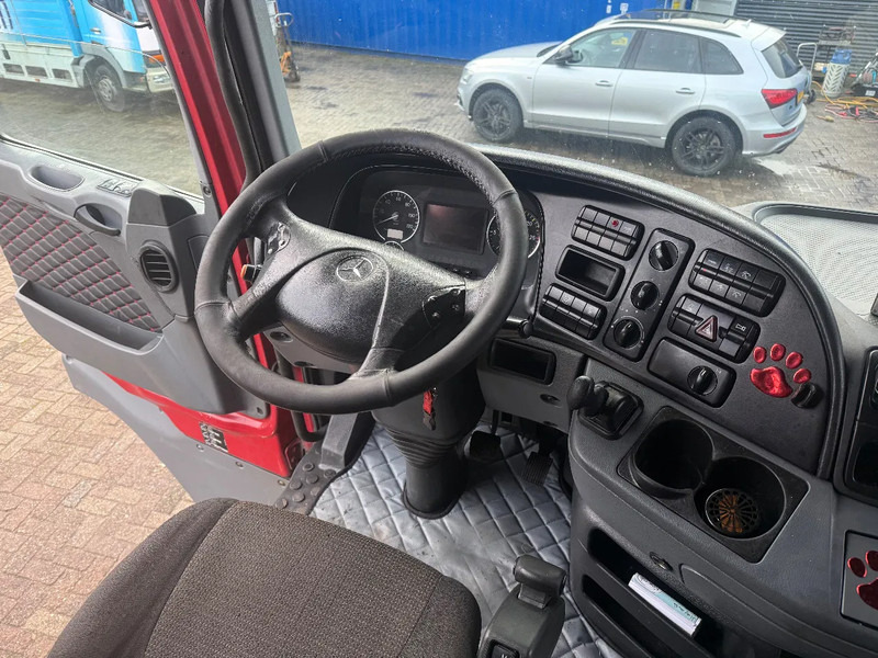 Xe đầu kéo Mercedes-Benz Actros 1841 Tractor unit: hình 13 Xe đầu kéo Mercedes-Benz Actros 1841 Tractor unit: hình 13