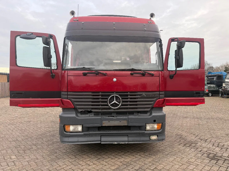 Mercedes-Benz Actros 1843 3 pedals - Xe đầu kéo: hình 2 Mercedes-Benz Actros 1843 3 pedals - Xe đầu kéo: hình 2