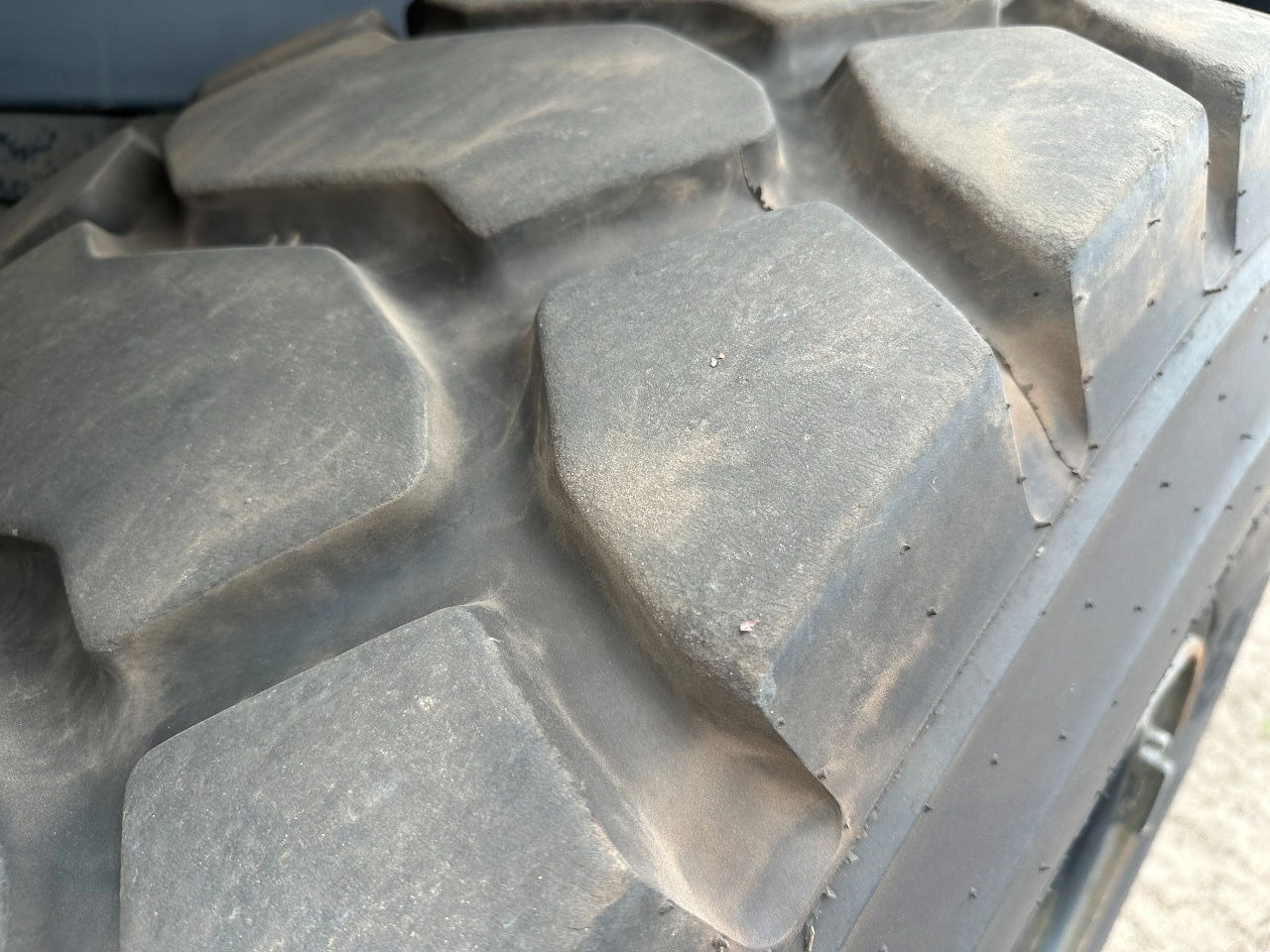 Máy xúc lật bánh lốp Case 721G: hình 26 Máy xúc lật bánh lốp Case 721G: hình 26