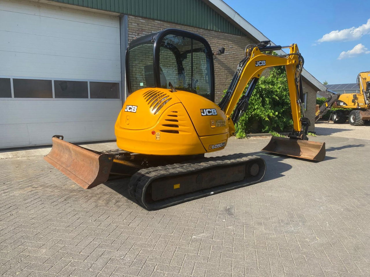 JCB 8050 - Máy xúc mini: hình 5 JCB 8050 - Máy xúc mini: hình 5