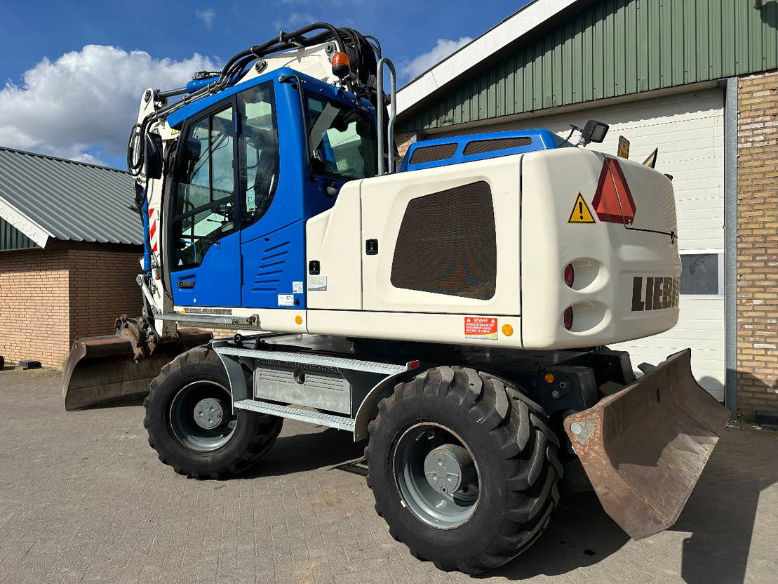 Liebherr A914 - Máy xúc bánh lốp: hình 2 Liebherr A914 - Máy xúc bánh lốp: hình 2