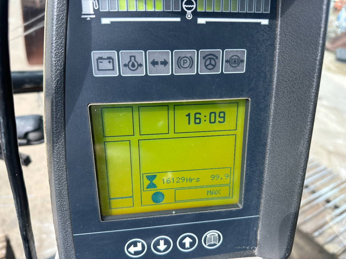 Máy xúc bánh xích Liebherr R934C Hdsl: hình 11 Máy xúc bánh xích Liebherr R934C Hdsl: hình 11