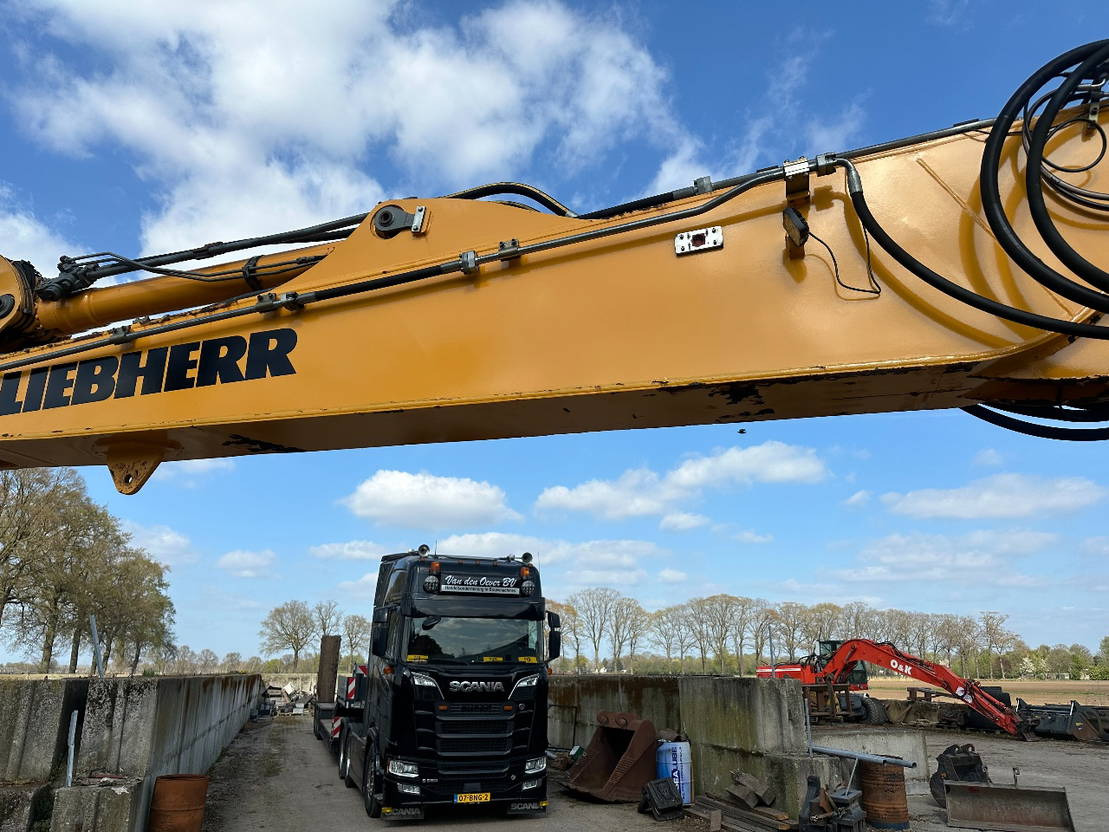 Máy xúc bánh xích Liebherr R934C Hdsl: hình 23 Máy xúc bánh xích Liebherr R934C Hdsl: hình 23