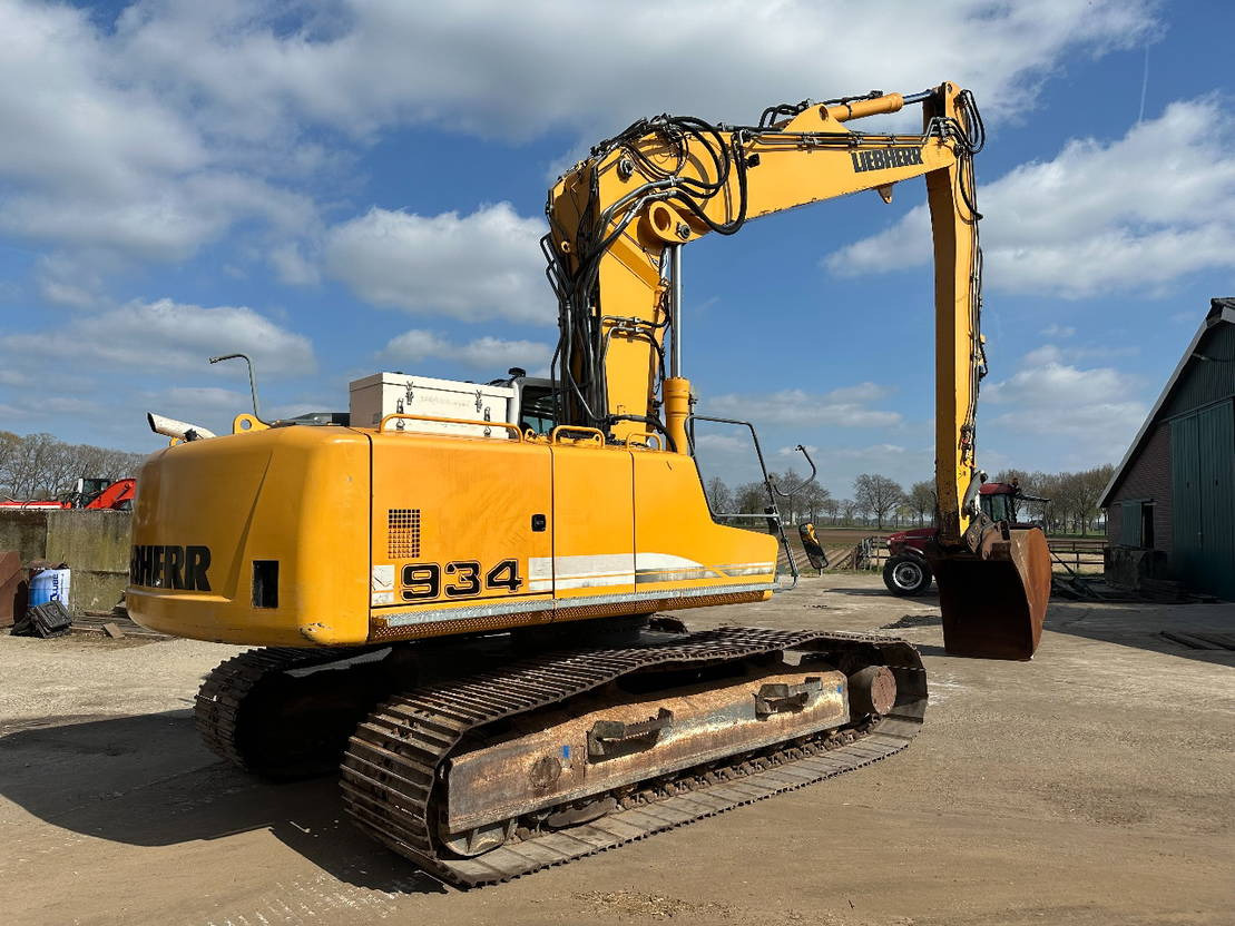 Liebherr R934C Hdsl - Máy xúc bánh xích: hình 3 Liebherr R934C Hdsl - Máy xúc bánh xích: hình 3
