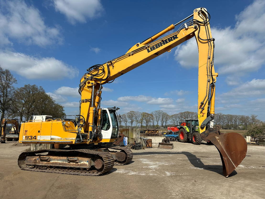 Liebherr R934C Hdsl - Máy xúc bánh xích: hình 4 Liebherr R934C Hdsl - Máy xúc bánh xích: hình 4