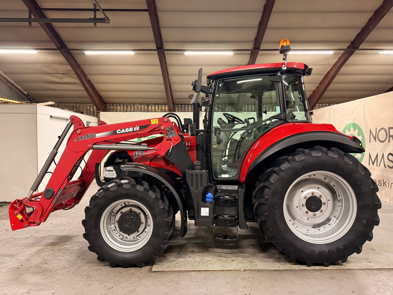 CASE IH Luxxum 120 - Máy cày: hình 2 CASE IH Luxxum 120 - Máy cày: hình 2