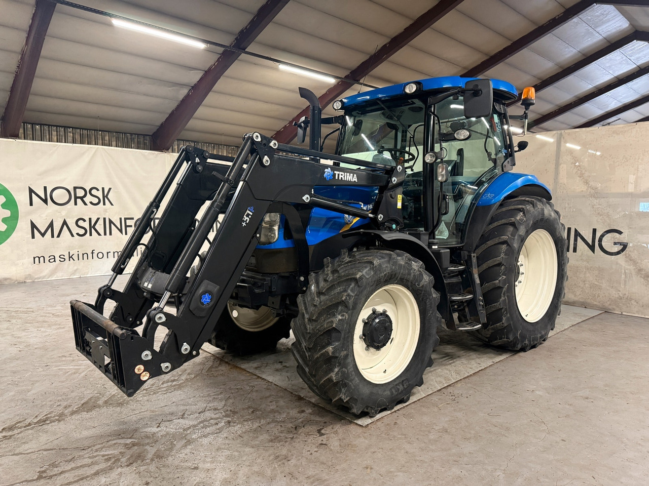 New Holland T6.140 EC - Máy cày: hình 1 New Holland T6.140 EC - Máy cày: hình 1