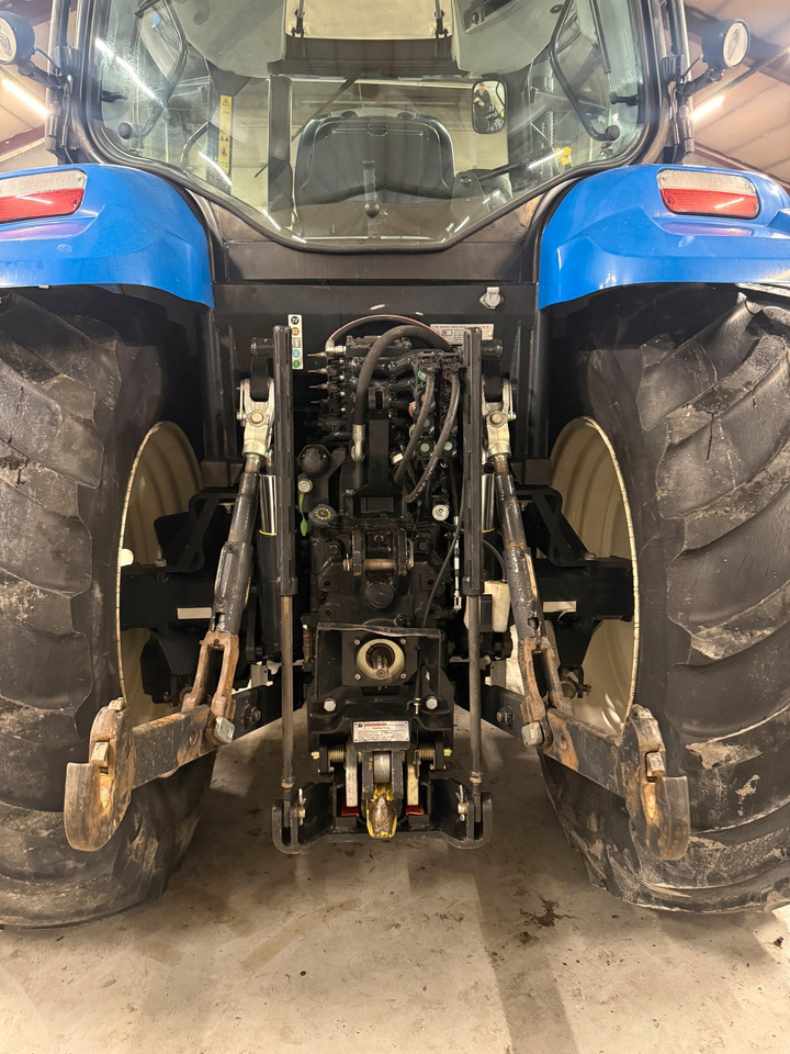 New Holland T6.140 EC - Máy cày: hình 4 New Holland T6.140 EC - Máy cày: hình 4