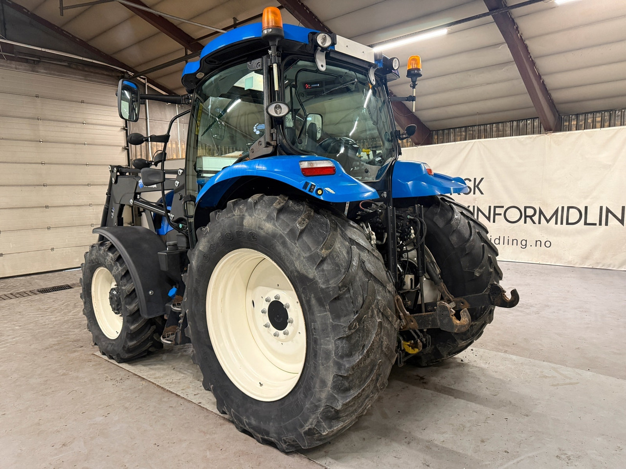 New Holland T6.140 EC - Máy cày: hình 3 New Holland T6.140 EC - Máy cày: hình 3