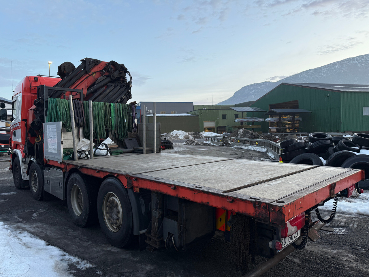 Scania R560 - Xe cẩu tự hành, Xe tải thùng lửng/ Phẳng: hình 4 Scania R560 - Xe cẩu tự hành, Xe tải thùng lửng/ Phẳng: hình 4