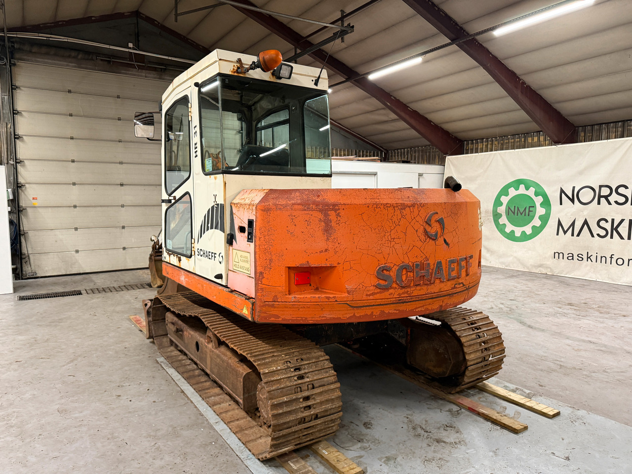 Schaeff HR31 - Máy xúc mini: hình 3 Schaeff HR31 - Máy xúc mini: hình 3