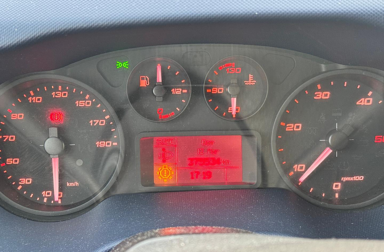 IVECO DAILY 35S16 - FRIGO - 2019 - Xe van đông lạnh: hình 5 IVECO DAILY 35S16 - FRIGO - 2019 - Xe van đông lạnh: hình 5