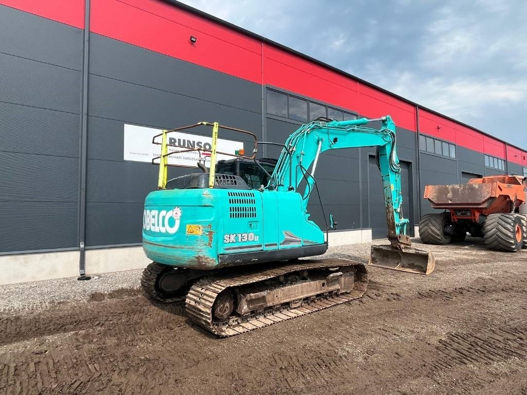 Kobelco SK130LC-11 - Máy xúc bánh xích: hình 4 Kobelco SK130LC-11 - Máy xúc bánh xích: hình 4