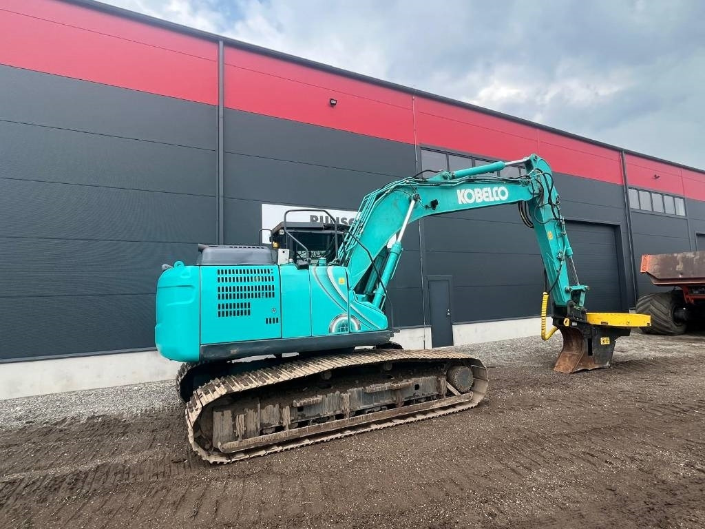 Kobelco SK180LC-10 - Máy xúc bánh xích: hình 5 Kobelco SK180LC-10 - Máy xúc bánh xích: hình 5
