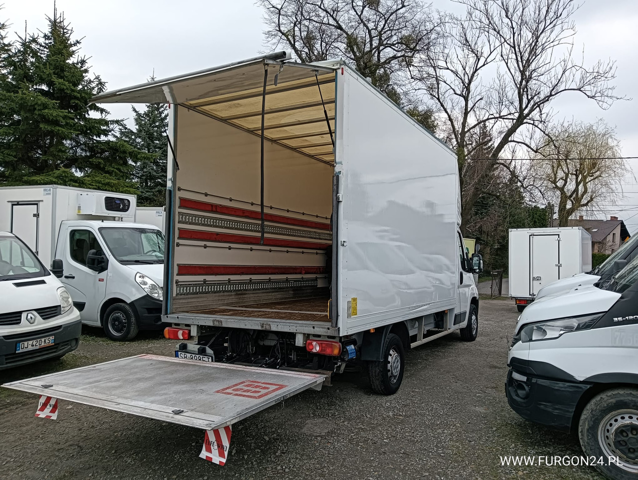 FIAT DUCATO KONTENER WINDA NR 742 - Xe tải nhỏ thùng kín: hình 4 FIAT DUCATO KONTENER WINDA NR 742 - Xe tải nhỏ thùng kín: hình 4