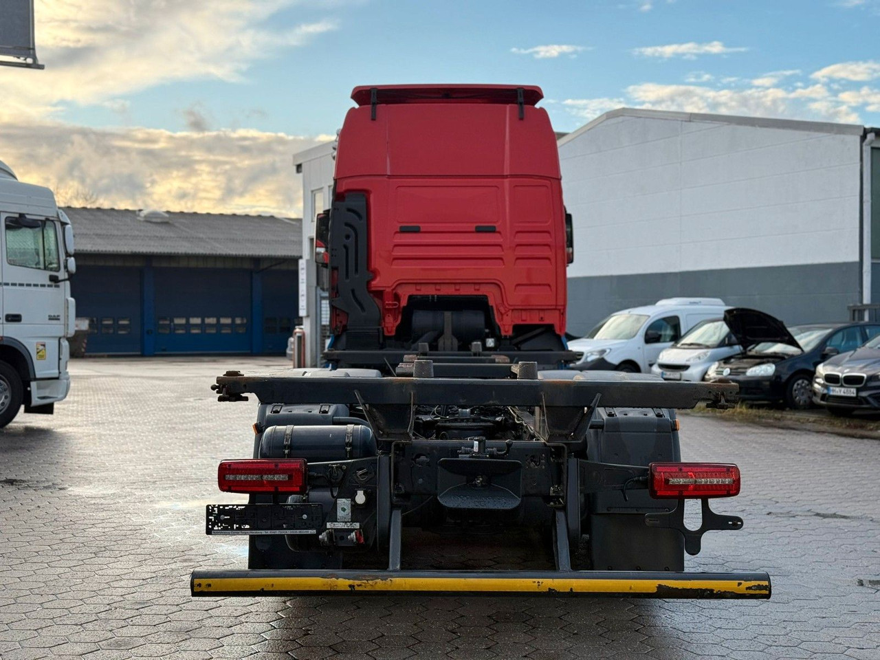 MAN TGX 26.470 XXL 6x2 BDF+Retarter +Standklima - Xe chở container/ Xe tải hoán đổi thân: hình 5 MAN TGX 26.470 XXL 6x2 BDF+Retarter +Standklima - Xe chở container/ Xe tải hoán đổi thân: hình 5